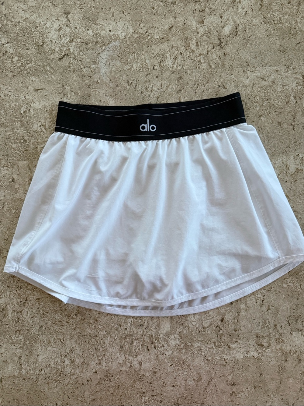 Alo White Match Point Skort with Black Elastic Waistband